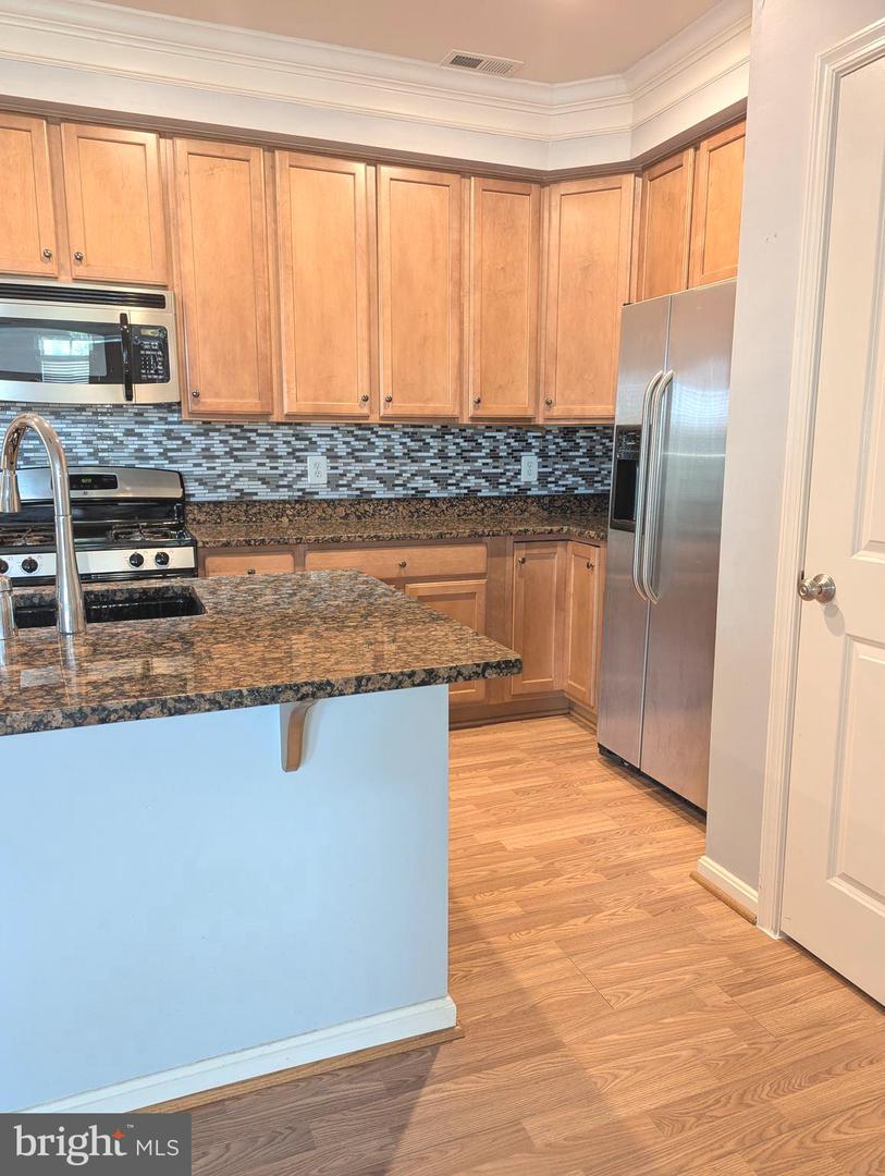 7848 CEDAR BRANCH DR, GAINESVILLE, Virginia 20155, 2 Bedrooms Bedrooms, ,2 BathroomsBathrooms,Residential,For sale,7848 CEDAR BRANCH DR,VAPW2094464 MLS # VAPW2094464