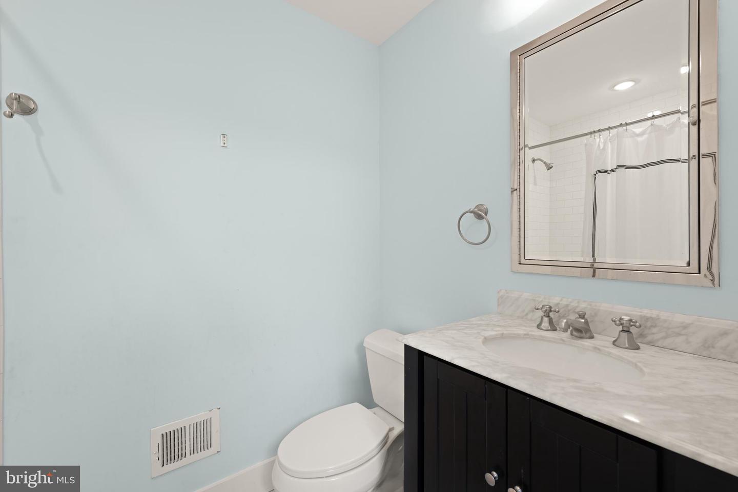 1919 6TH ST NW, WASHINGTON, District Of Columbia 20001, 4 Bedrooms Bedrooms, ,2 BathroomsBathrooms,Residential,For sale,1919 6TH ST NW,DCDC2200156 MLS # DCDC2200156