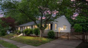 1321 DANDRIDGE ST, FREDERICKSBURG, Virginia 22401, 3 Bedrooms Bedrooms, ,2 BathroomsBathrooms,Residential,For sale,1321 DANDRIDGE ST,VAFB2008182 MLS # VAFB2008182