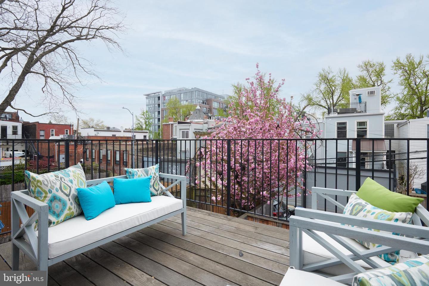 1420 T ST NW #2, WASHINGTON, District Of Columbia 20009, 2 Bedrooms Bedrooms, ,2 BathroomsBathrooms,Residential,For sale,1420 T ST NW #2,DCDC2200164 MLS # DCDC2200164