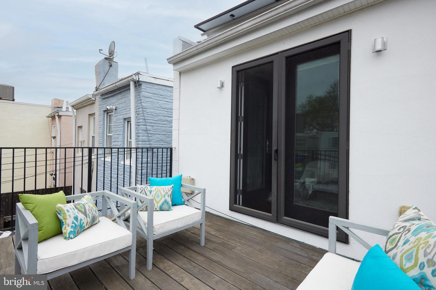 1420 T ST NW #2, WASHINGTON, District Of Columbia 20009, 2 Bedrooms Bedrooms, ,2 BathroomsBathrooms,Residential,For sale,1420 T ST NW #2,DCDC2200164 MLS # DCDC2200164