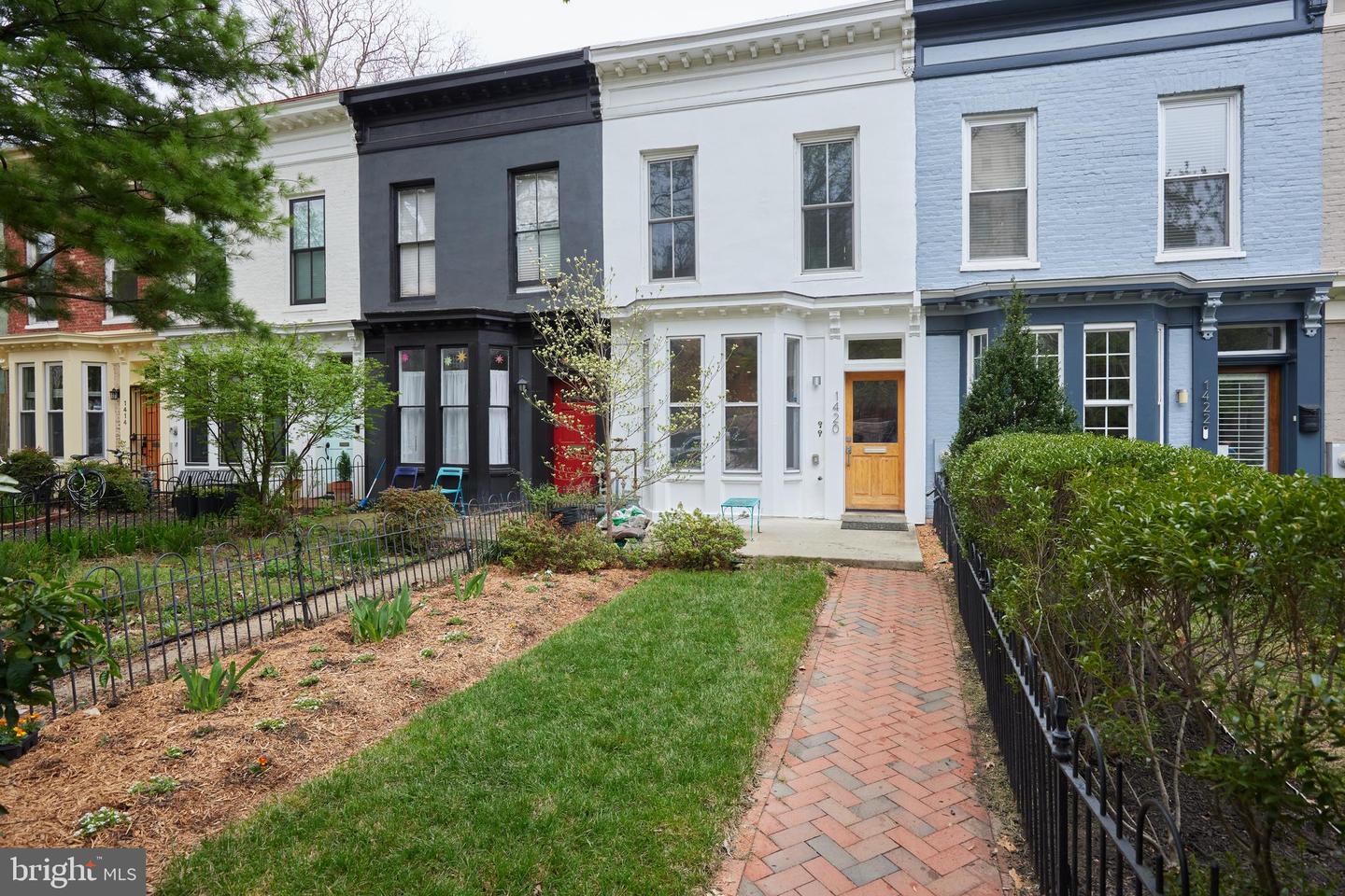 1420 T ST NW #2, WASHINGTON, District Of Columbia 20009, 2 Bedrooms Bedrooms, ,2 BathroomsBathrooms,Residential,For sale,1420 T ST NW #2,DCDC2200164 MLS # DCDC2200164