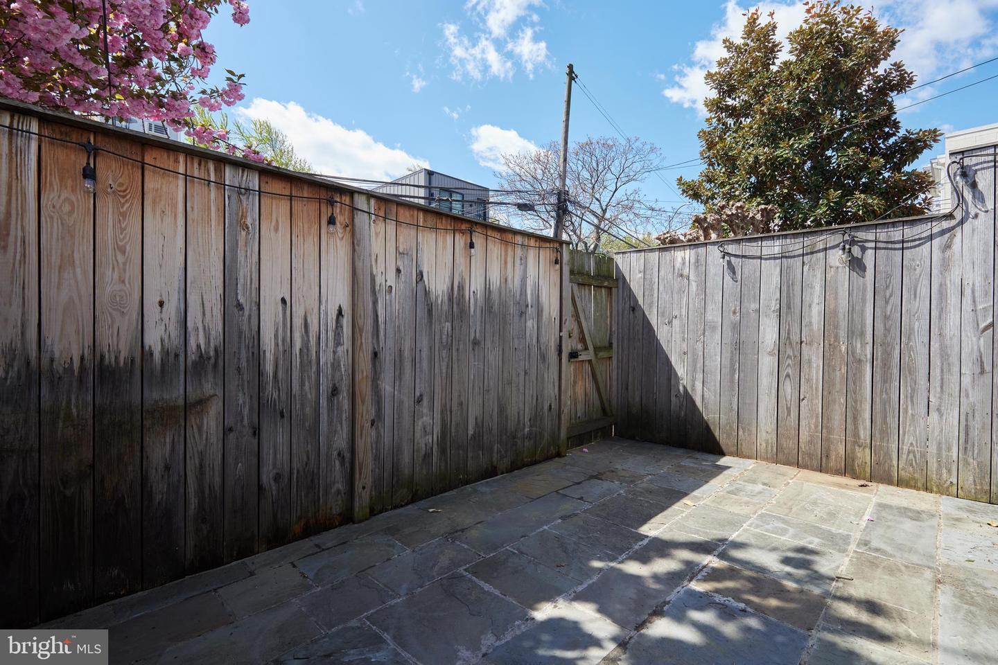 1420 T ST NW #2, WASHINGTON, District Of Columbia 20009, 2 Bedrooms Bedrooms, ,2 BathroomsBathrooms,Residential,For sale,1420 T ST NW #2,DCDC2200164 MLS # DCDC2200164