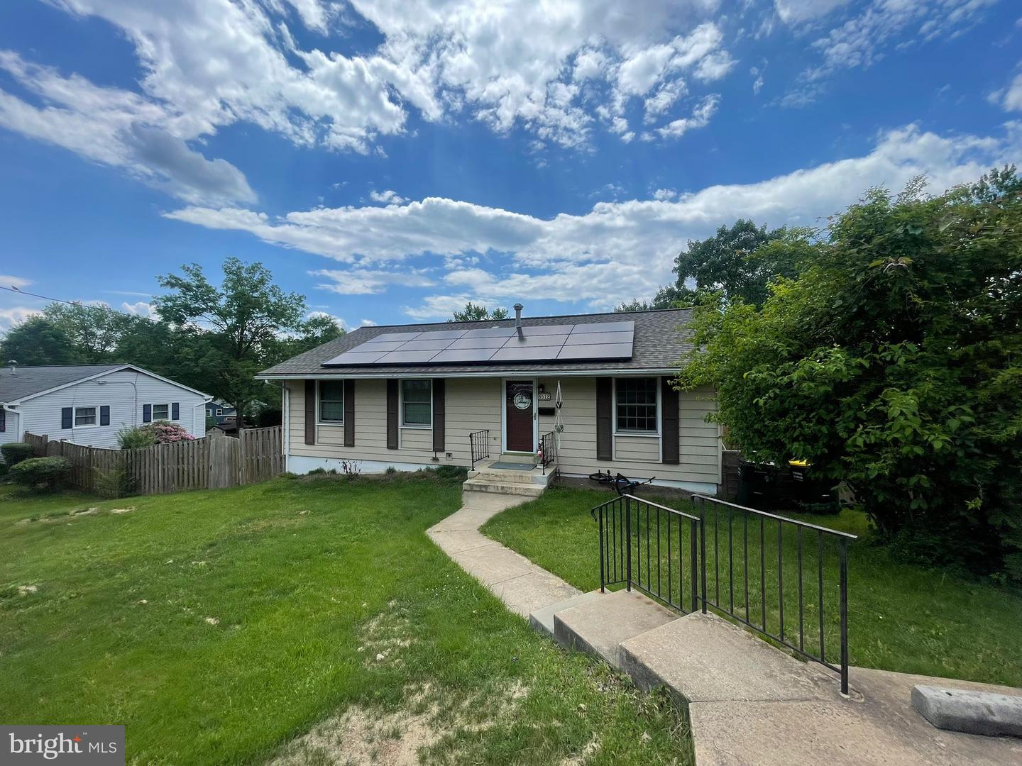 6512 CARRIAGE DR, ALEXANDRIA, Virginia 22310, 4 Bedrooms Bedrooms, 7 Rooms Rooms,1 BathroomBathrooms,Residential,For sale,6512 CARRIAGE DR,VAFX2240208 MLS # VAFX2240208