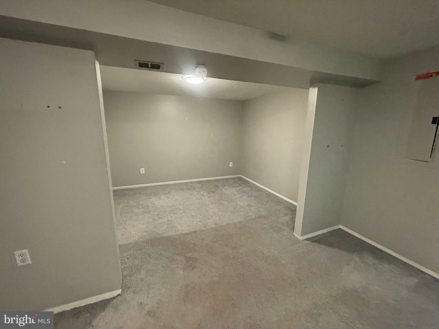 6512 CARRIAGE DR, ALEXANDRIA, Virginia 22310, 4 Bedrooms Bedrooms, 7 Rooms Rooms,1 BathroomBathrooms,Residential,For sale,6512 CARRIAGE DR,VAFX2240208 MLS # VAFX2240208
