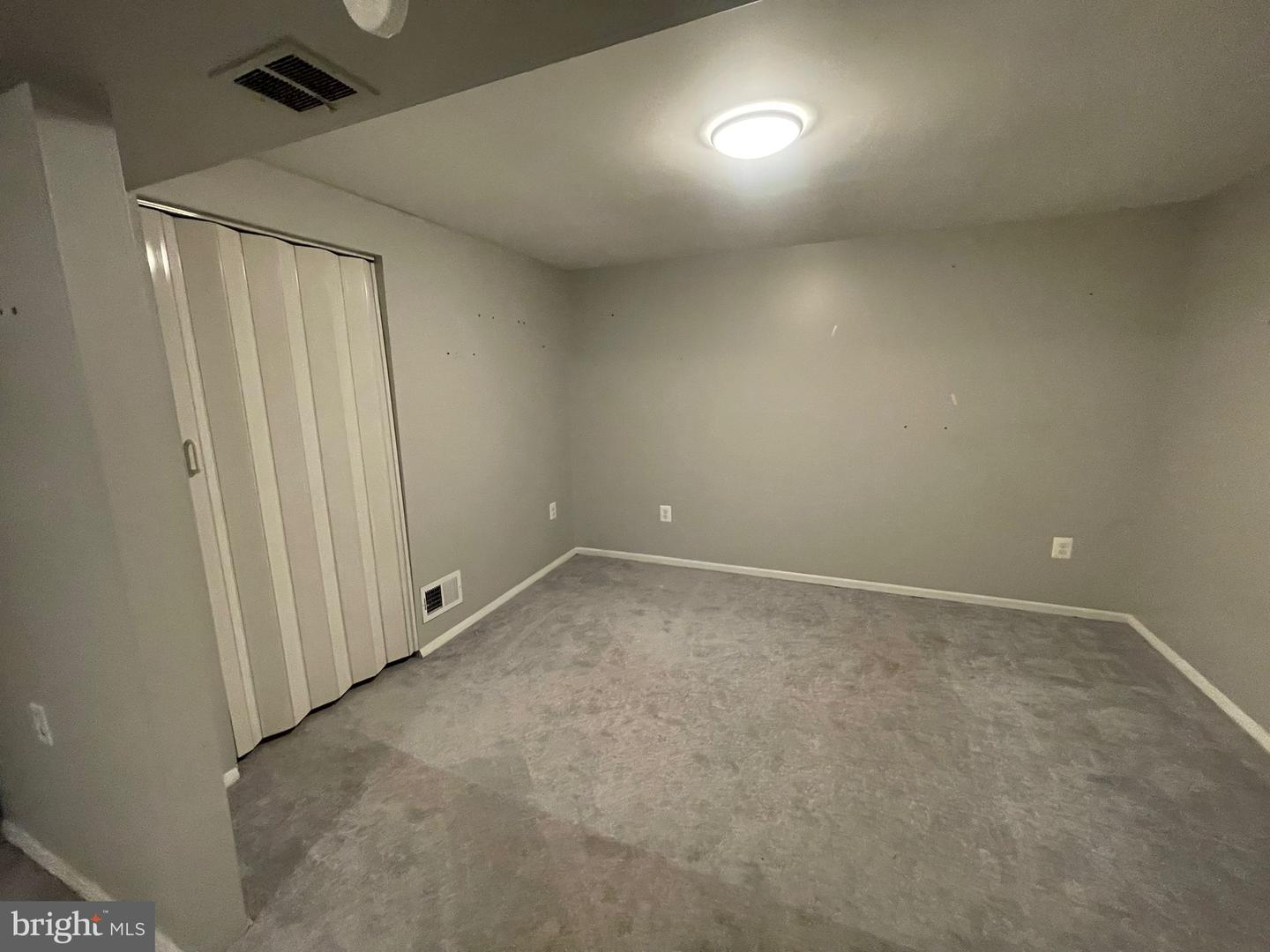 6512 CARRIAGE DR, ALEXANDRIA, Virginia 22310, 4 Bedrooms Bedrooms, 7 Rooms Rooms,1 BathroomBathrooms,Residential,For sale,6512 CARRIAGE DR,VAFX2240208 MLS # VAFX2240208