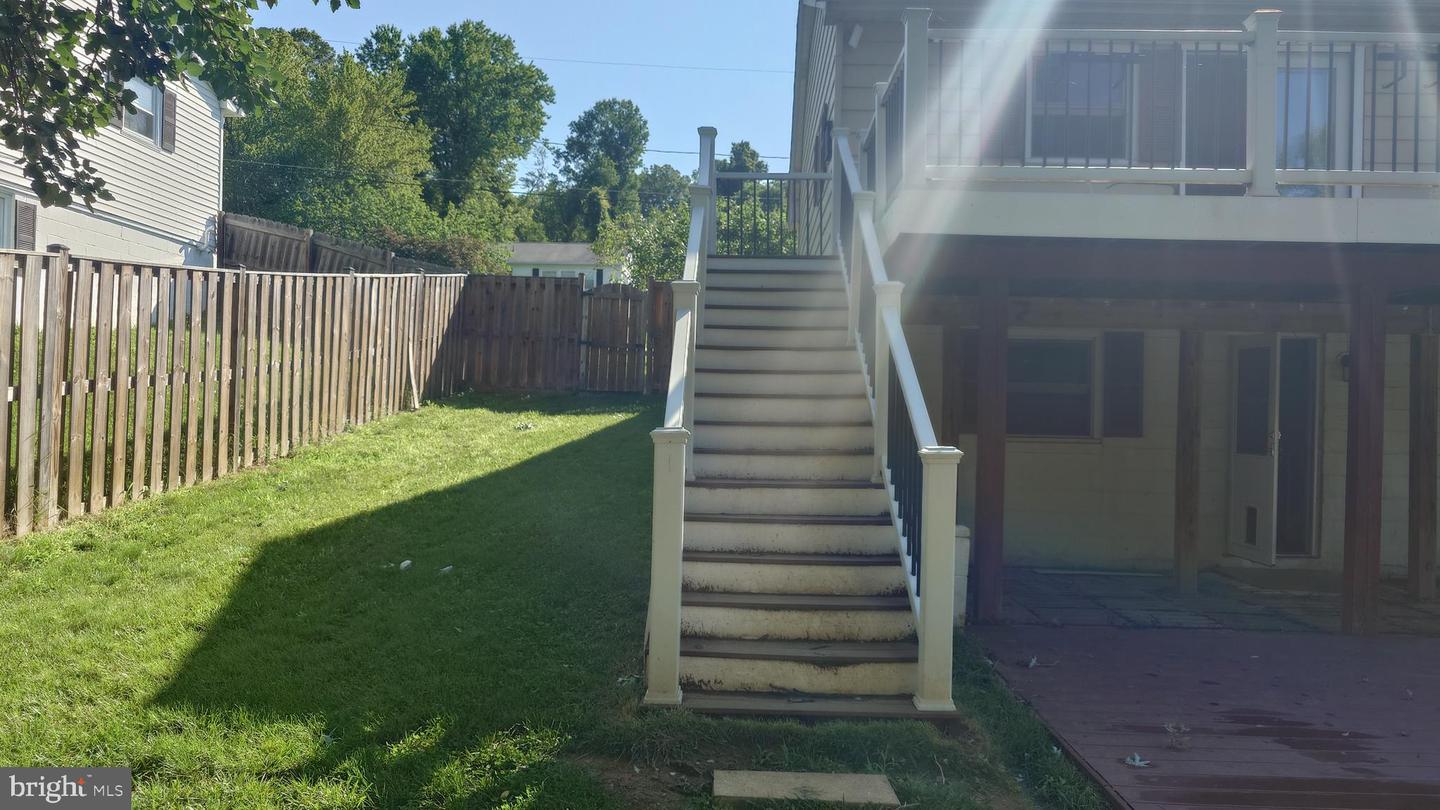 6512 CARRIAGE DR, ALEXANDRIA, Virginia 22310, 4 Bedrooms Bedrooms, 7 Rooms Rooms,1 BathroomBathrooms,Residential,For sale,6512 CARRIAGE DR,VAFX2240208 MLS # VAFX2240208