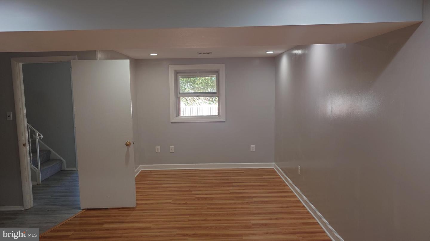 6512 CARRIAGE DR, ALEXANDRIA, Virginia 22310, 4 Bedrooms Bedrooms, 7 Rooms Rooms,1 BathroomBathrooms,Residential,For sale,6512 CARRIAGE DR,VAFX2240208 MLS # VAFX2240208
