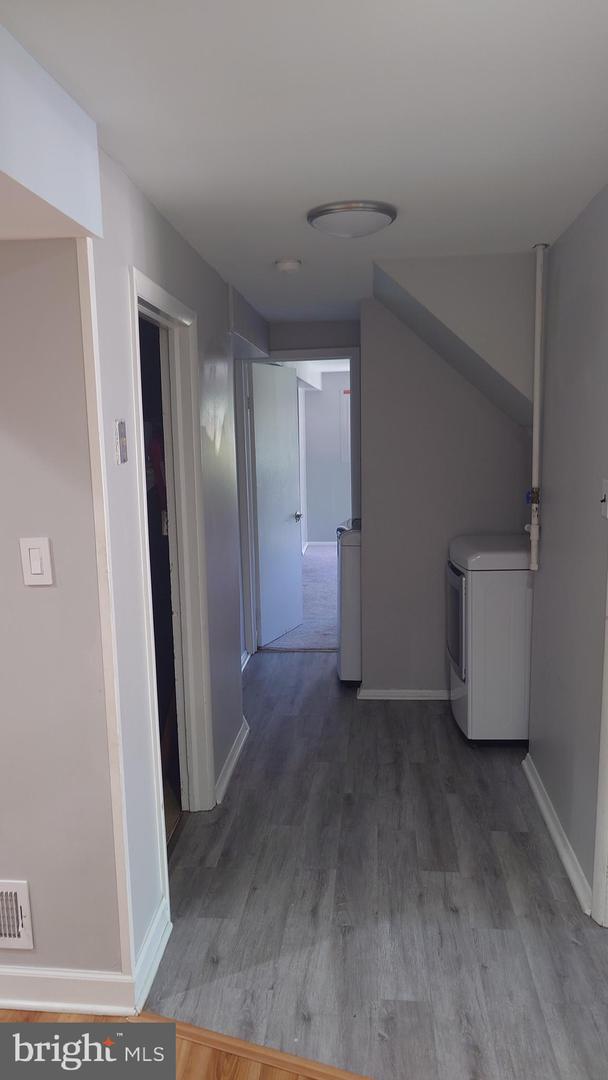 6512 CARRIAGE DR, ALEXANDRIA, Virginia 22310, 4 Bedrooms Bedrooms, 7 Rooms Rooms,1 BathroomBathrooms,Residential,For sale,6512 CARRIAGE DR,VAFX2240208 MLS # VAFX2240208