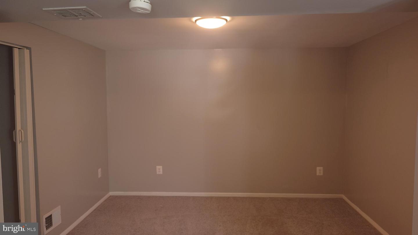 6512 CARRIAGE DR, ALEXANDRIA, Virginia 22310, 4 Bedrooms Bedrooms, 7 Rooms Rooms,1 BathroomBathrooms,Residential,For sale,6512 CARRIAGE DR,VAFX2240208 MLS # VAFX2240208