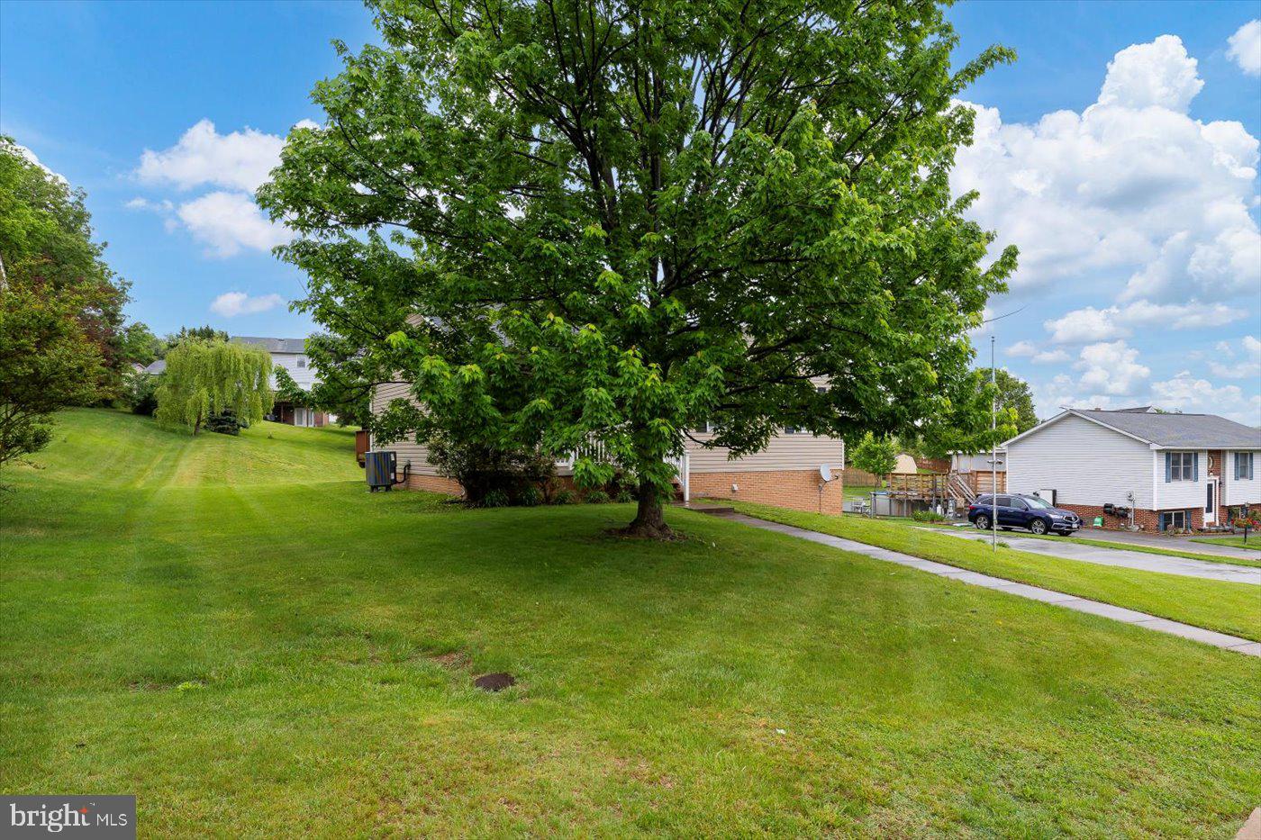 1186 SOUTH FORK DR, FRONT ROYAL, Virginia 22630, 3 Bedrooms Bedrooms, ,2 BathroomsBathrooms,Residential,For sale,1186 SOUTH FORK DR,VAWR2011132 MLS # VAWR2011132