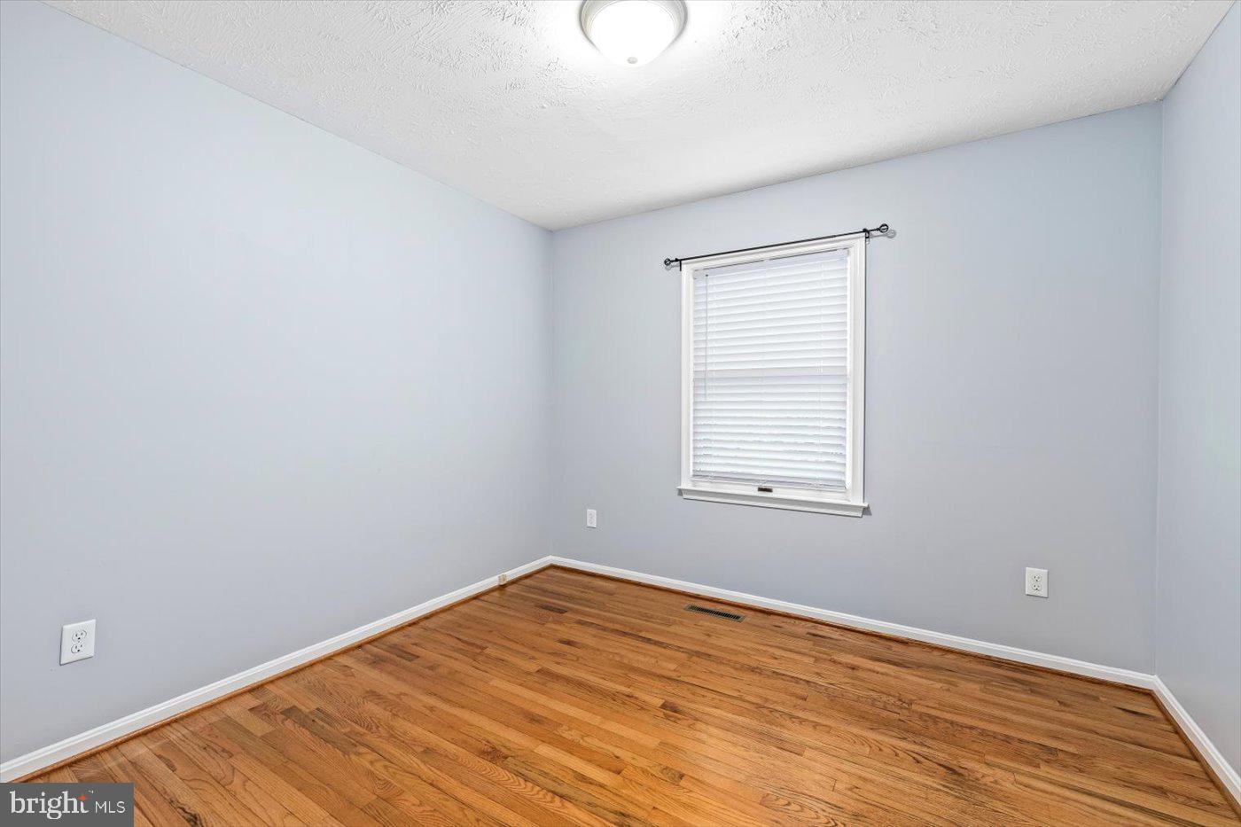1186 SOUTH FORK DR, FRONT ROYAL, Virginia 22630, 3 Bedrooms Bedrooms, ,2 BathroomsBathrooms,Residential,For sale,1186 SOUTH FORK DR,VAWR2011132 MLS # VAWR2011132