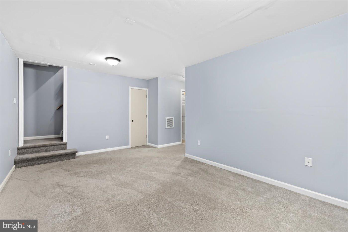 1186 SOUTH FORK DR, FRONT ROYAL, Virginia 22630, 3 Bedrooms Bedrooms, ,2 BathroomsBathrooms,Residential,For sale,1186 SOUTH FORK DR,VAWR2011132 MLS # VAWR2011132