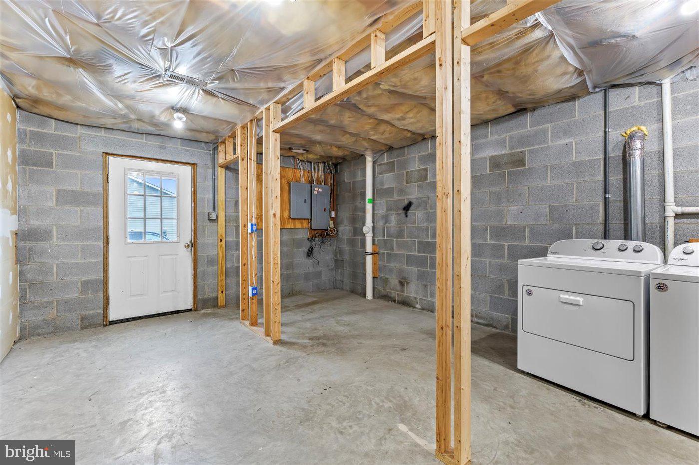 1186 SOUTH FORK DR, FRONT ROYAL, Virginia 22630, 3 Bedrooms Bedrooms, ,2 BathroomsBathrooms,Residential,For sale,1186 SOUTH FORK DR,VAWR2011132 MLS # VAWR2011132