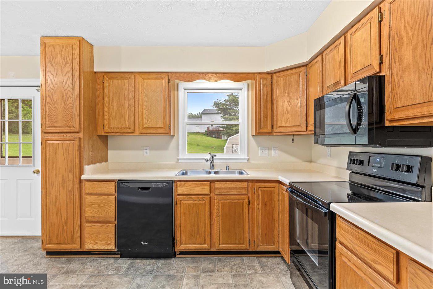 1186 SOUTH FORK DR, FRONT ROYAL, Virginia 22630, 3 Bedrooms Bedrooms, ,2 BathroomsBathrooms,Residential,For sale,1186 SOUTH FORK DR,VAWR2011132 MLS # VAWR2011132