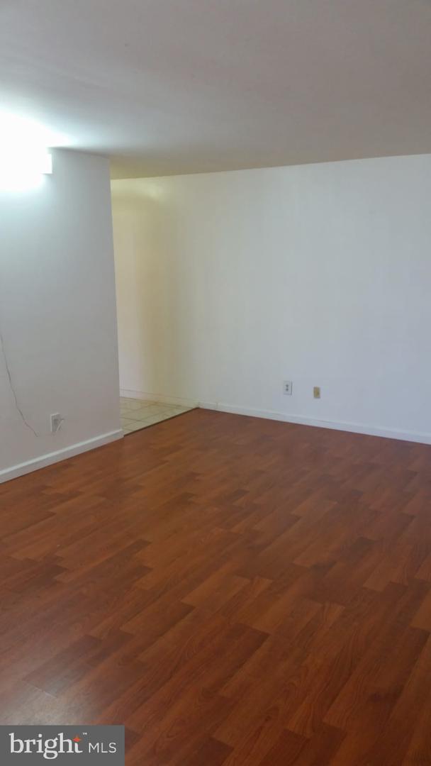 7093 SPRING GARDEN DR #104, SPRINGFIELD, Virginia 22150, 2 Bedrooms Bedrooms, ,1 BathroomBathrooms,Residential,For sale,7093 SPRING GARDEN DR #104,VAFX2240218 MLS # VAFX2240218