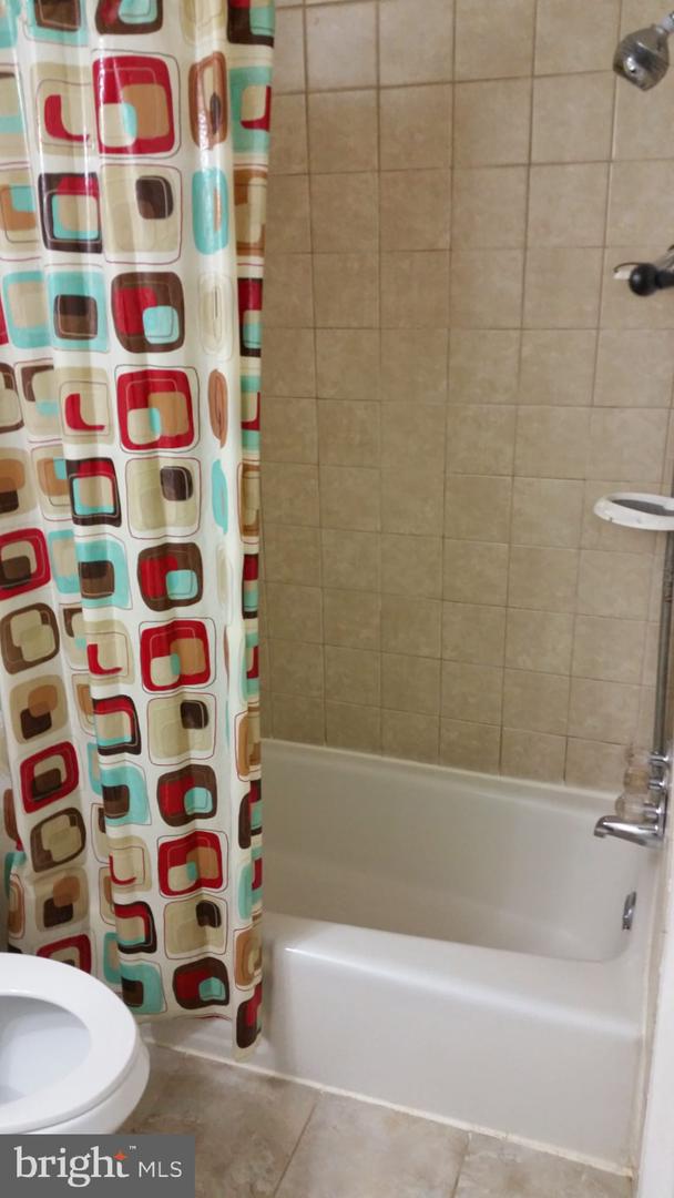 7093 SPRING GARDEN DR #104, SPRINGFIELD, Virginia 22150, 2 Bedrooms Bedrooms, ,1 BathroomBathrooms,Residential,For sale,7093 SPRING GARDEN DR #104,VAFX2240218 MLS # VAFX2240218