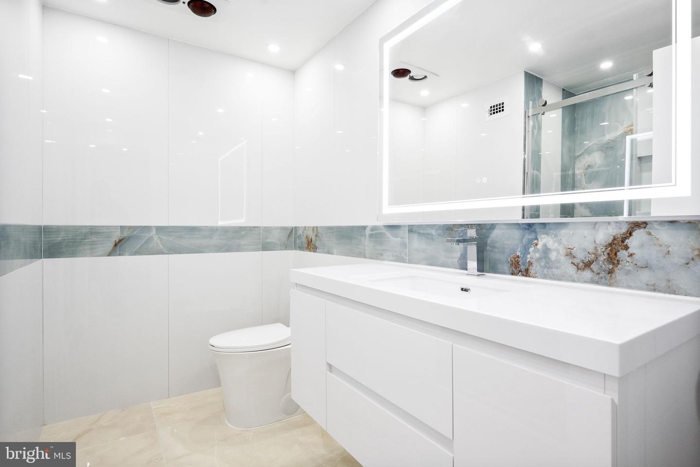 3705 S GEORGE MASON DR #1702S, FALLS CHURCH, Virginia 22041, 1 Bedroom Bedrooms, ,1 BathroomBathrooms,Residential,For sale,3705 S GEORGE MASON DR #1702S,VAFX2240228 MLS # VAFX2240228