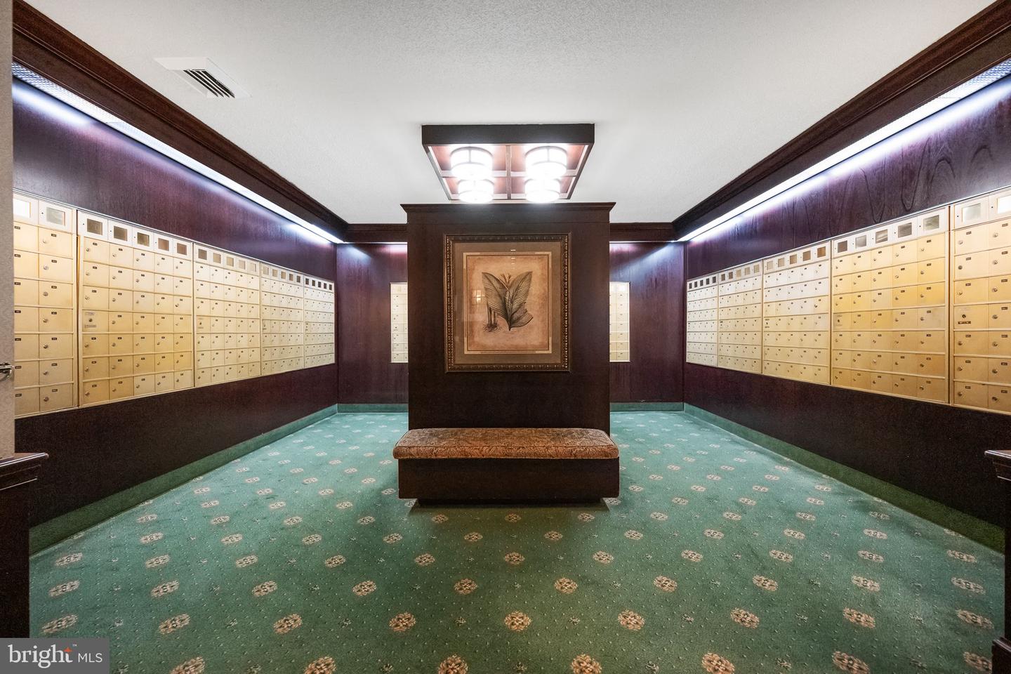3705 S GEORGE MASON DR #1702S, FALLS CHURCH, Virginia 22041, 1 Bedroom Bedrooms, ,1 BathroomBathrooms,Residential,For sale,3705 S GEORGE MASON DR #1702S,VAFX2240228 MLS # VAFX2240228