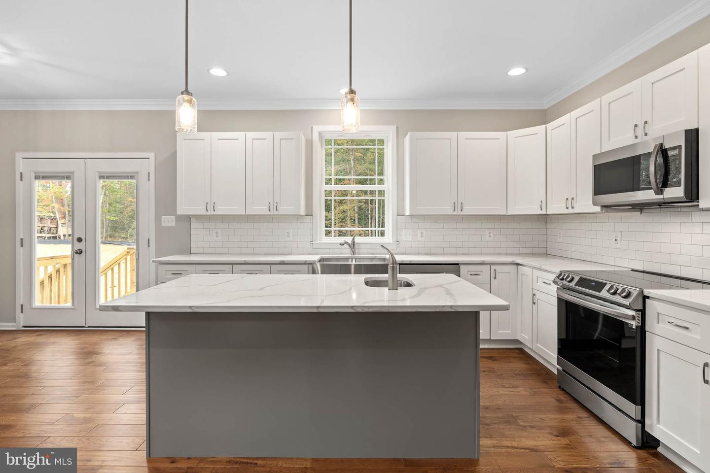 11506 LIGHT LN, SPOTSYLVANIA, Virginia 22551, 4 Bedrooms Bedrooms, ,3 BathroomsBathrooms,Residential,For sale,11506 LIGHT LN,VASP2033034 MLS # VASP2033034