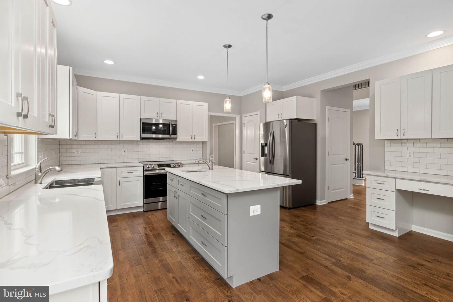 11506 LIGHT LN, SPOTSYLVANIA, Virginia 22551, 4 Bedrooms Bedrooms, ,3 BathroomsBathrooms,Residential,For sale,11506 LIGHT LN,VASP2033034 MLS # VASP2033034