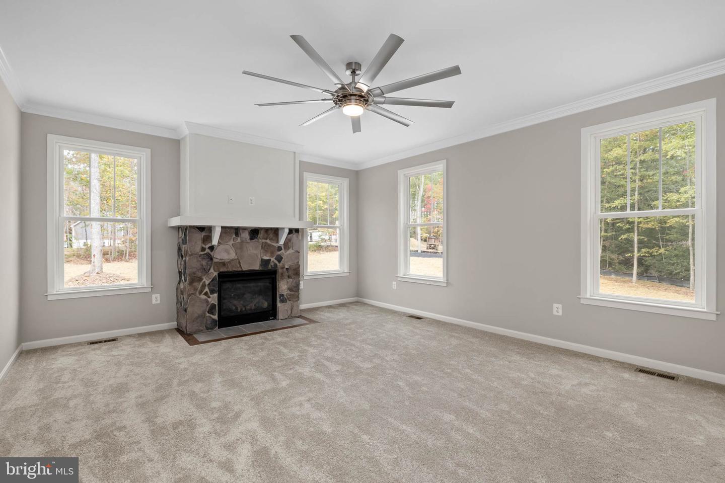 11506 LIGHT LN, SPOTSYLVANIA, Virginia 22551, 4 Bedrooms Bedrooms, ,3 BathroomsBathrooms,Residential,For sale,11506 LIGHT LN,VASP2033034 MLS # VASP2033034