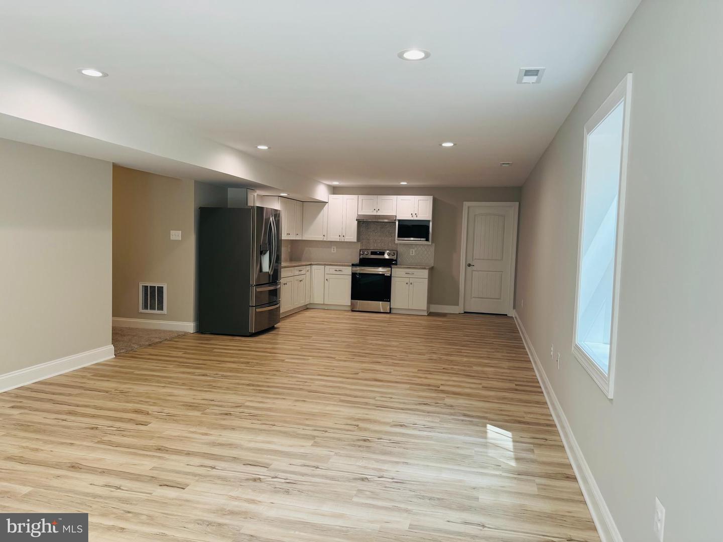 11506 LIGHT LN, SPOTSYLVANIA, Virginia 22551, 4 Bedrooms Bedrooms, ,3 BathroomsBathrooms,Residential,For sale,11506 LIGHT LN,VASP2033034 MLS # VASP2033034