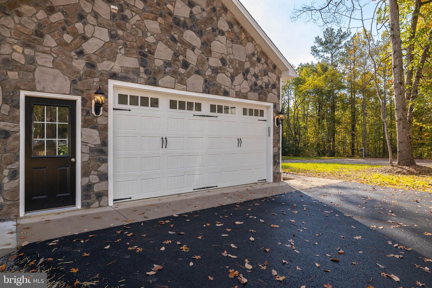 11506 LIGHT LN, SPOTSYLVANIA, Virginia 22551, 4 Bedrooms Bedrooms, ,3 BathroomsBathrooms,Residential,For sale,11506 LIGHT LN,VASP2033034 MLS # VASP2033034