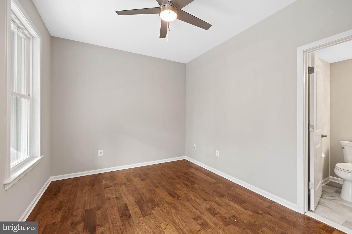 11506 LIGHT LN, SPOTSYLVANIA, Virginia 22551, 4 Bedrooms Bedrooms, ,3 BathroomsBathrooms,Residential,For sale,11506 LIGHT LN,VASP2033034 MLS # VASP2033034