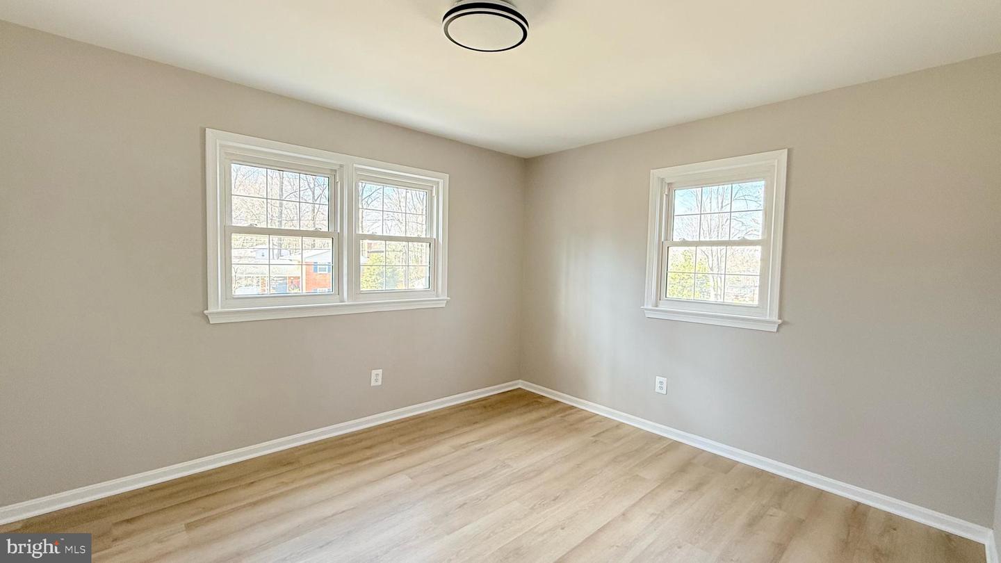 5037 LINETTE LN, ANNANDALE, Virginia 22003, 4 Bedrooms Bedrooms, ,3 BathroomsBathrooms,Residential,For sale,5037 LINETTE LN,VAFX2240238 MLS # VAFX2240238