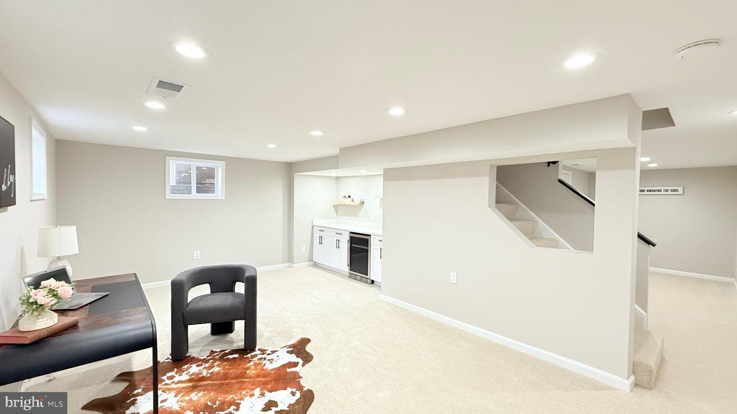 5037 LINETTE LN, ANNANDALE, Virginia 22003, 4 Bedrooms Bedrooms, ,3 BathroomsBathrooms,Residential,For sale,5037 LINETTE LN,VAFX2240238 MLS # VAFX2240238