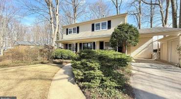 5037 LINETTE LN, ANNANDALE, Virginia 22003, 4 Bedrooms Bedrooms, ,3 BathroomsBathrooms,Residential,For sale,5037 LINETTE LN,VAFX2240238 MLS # VAFX2240238
