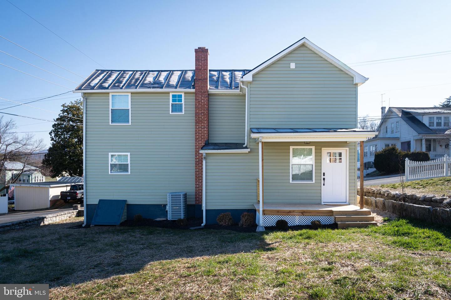6 WILSON AVE, LURAY, Virginia 22835, 2 Bedrooms Bedrooms, ,2 BathroomsBathrooms,Residential,For sale,6 WILSON AVE,VAPA2004898 MLS # VAPA2004898