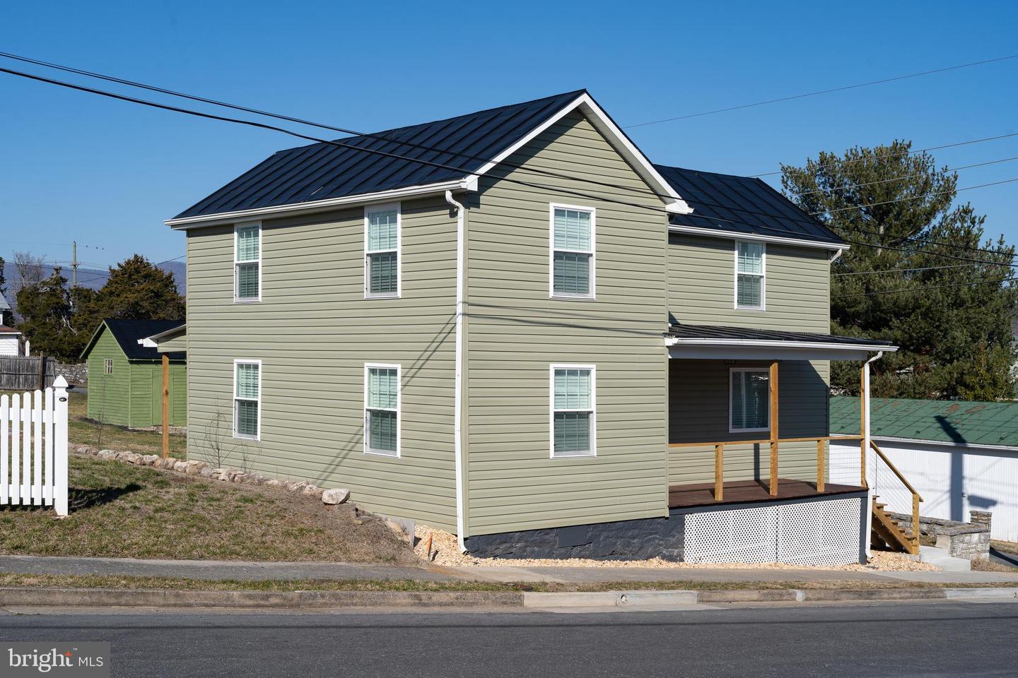 6 WILSON AVE, LURAY, Virginia 22835, 2 Bedrooms Bedrooms, ,2 BathroomsBathrooms,Residential,For sale,6 WILSON AVE,VAPA2004898 MLS # VAPA2004898