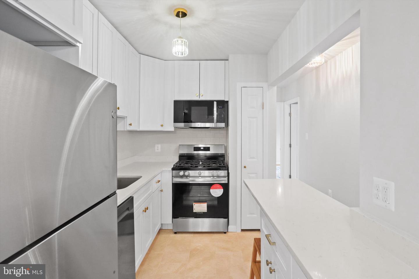 10167 FAIR WOODS DR #310, FAIRFAX, Virginia 22030, 2 Bedrooms Bedrooms, 2 Rooms Rooms,1 BathroomBathrooms,Residential,For sale,10167 FAIR WOODS DR #310,VAFC2006296 MLS # VAFC2006296
