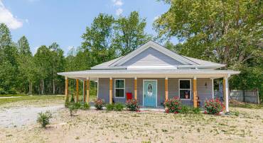 274 REGINA RD, LANCASTER, Virginia 22503, 3 Bedrooms Bedrooms, 6 Rooms Rooms,1 BathroomBathrooms,Residential,For sale,274 REGINA RD,VALV2000798 MLS # VALV2000798