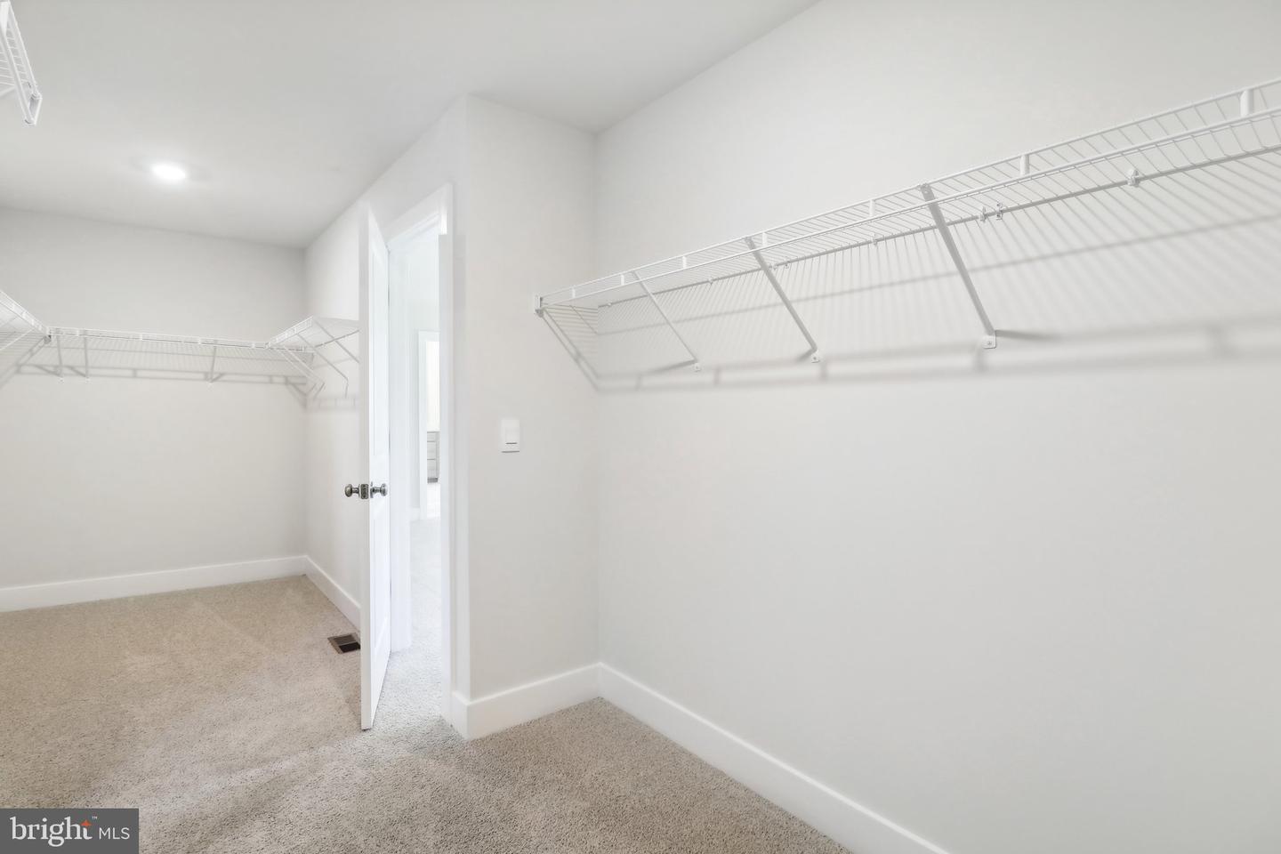 11798 WALES DR, FREDERICKSBURG, Virginia 22407, 5 Bedrooms Bedrooms, ,5 BathroomsBathrooms,Residential,For sale,11798 WALES DR,VASP2033046 MLS # VASP2033046