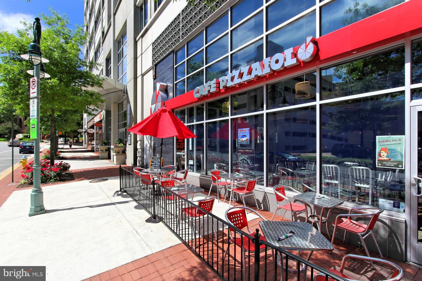 2330 S QUINCY ST #1, ARLINGTON, Virginia 22204, 2 Bedrooms Bedrooms, ,2 BathroomsBathrooms,Residential,For sale,2330 S QUINCY ST #1,VAAR2057352 MLS # VAAR2057352