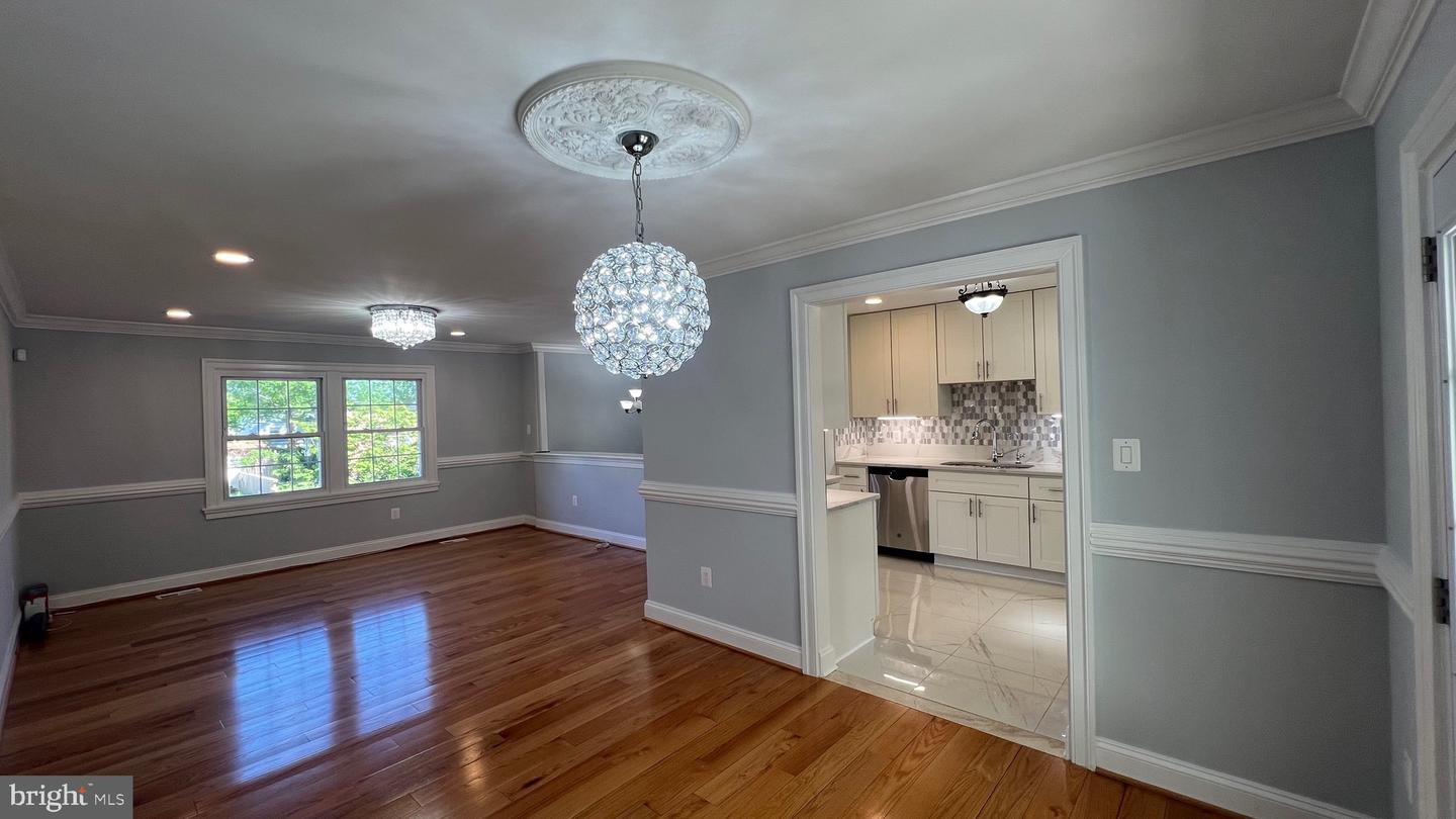 8513 CAVALRY LN, MANASSAS, Virginia 20110, 4 Bedrooms Bedrooms, ,3 BathroomsBathrooms,Residential,For sale,8513 CAVALRY LN,VAMN2008304 MLS # VAMN2008304