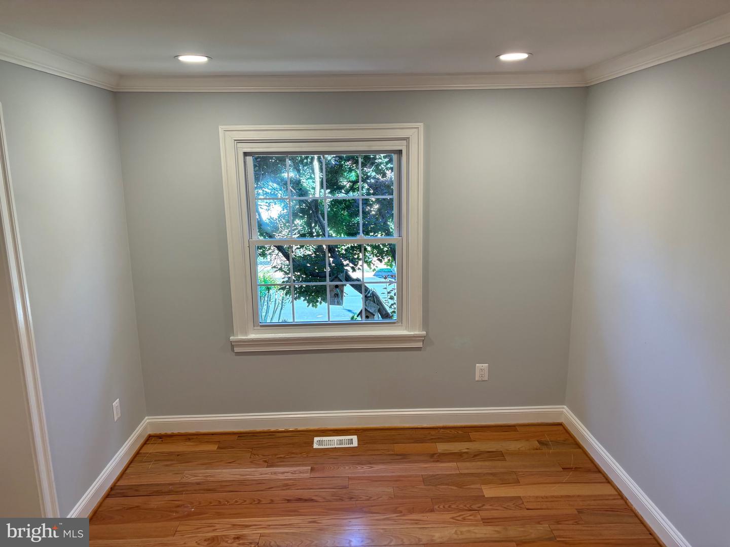 8513 CAVALRY LN, MANASSAS, Virginia 20110, 4 Bedrooms Bedrooms, ,3 BathroomsBathrooms,Residential,For sale,8513 CAVALRY LN,VAMN2008304 MLS # VAMN2008304