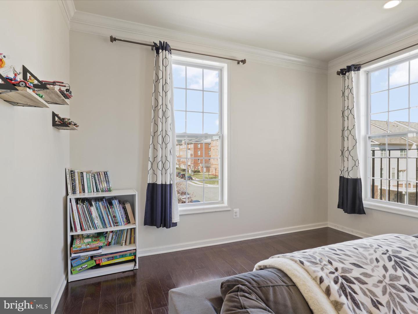 43205 THOROUGHFARE GAP TER, ASHBURN, Virginia 20148, 3 Bedrooms Bedrooms, ,2 BathroomsBathrooms,Residential,For sale,43205 THOROUGHFARE GAP TER,VALO2096174 MLS # VALO2096174