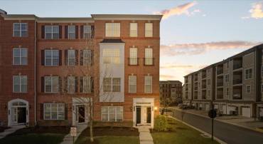 43205 THOROUGHFARE GAP TER, ASHBURN, Virginia 20148, 3 Bedrooms Bedrooms, ,2 BathroomsBathrooms,Residential,For sale,43205 THOROUGHFARE GAP TER,VALO2096174 MLS # VALO2096174