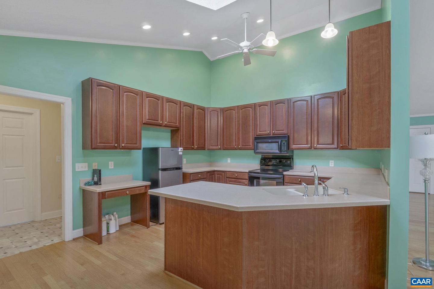 2508 THOMAS JEFFERSON PKWY, CHARLOTTESVILLE, Virginia 22902, 3 Bedrooms Bedrooms, ,2 BathroomsBathrooms,Residential,For sale,2508 THOMAS JEFFERSON PKWY,664396 MLS # 664396