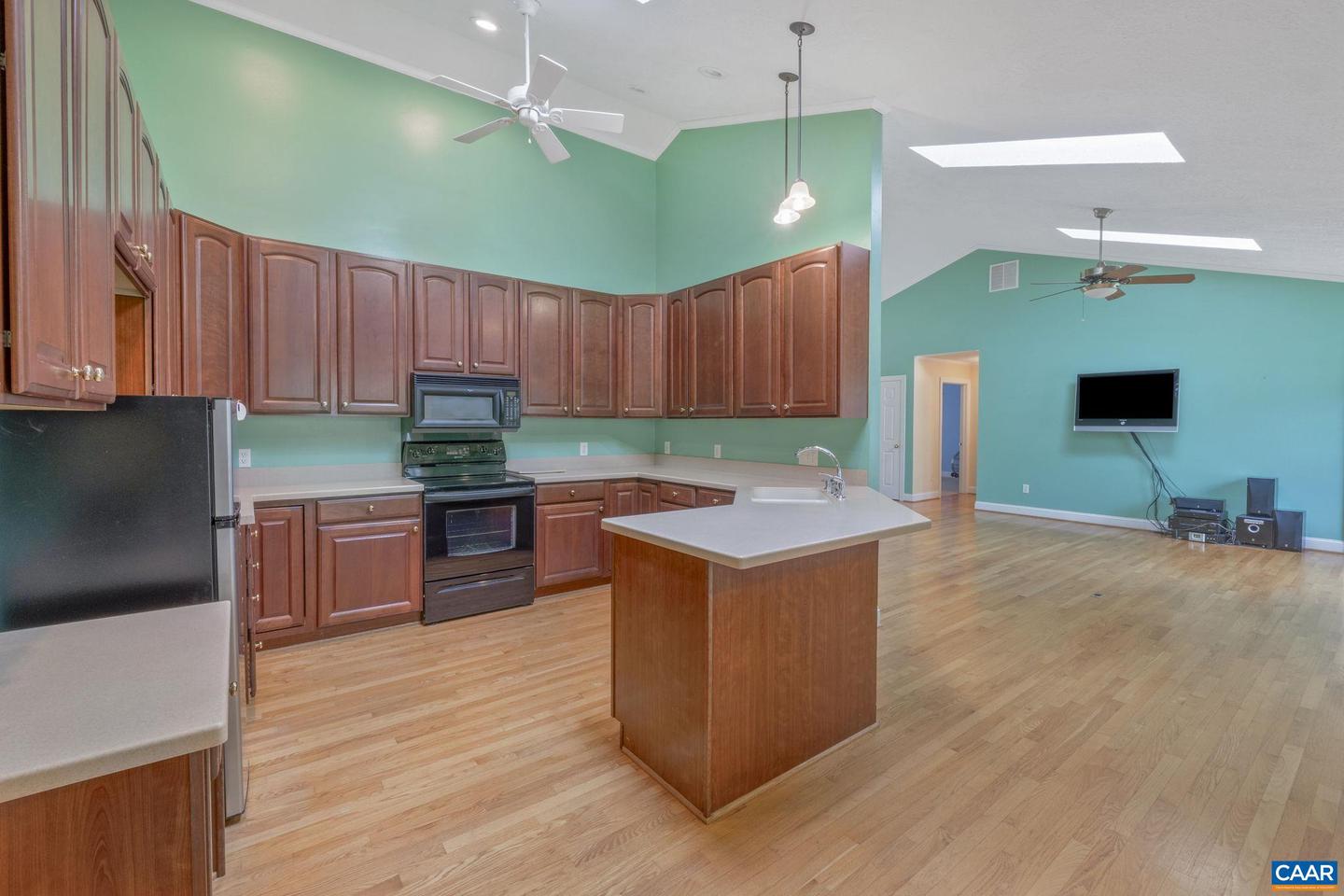 2508 THOMAS JEFFERSON PKWY, CHARLOTTESVILLE, Virginia 22902, 3 Bedrooms Bedrooms, ,2 BathroomsBathrooms,Residential,For sale,2508 THOMAS JEFFERSON PKWY,664396 MLS # 664396