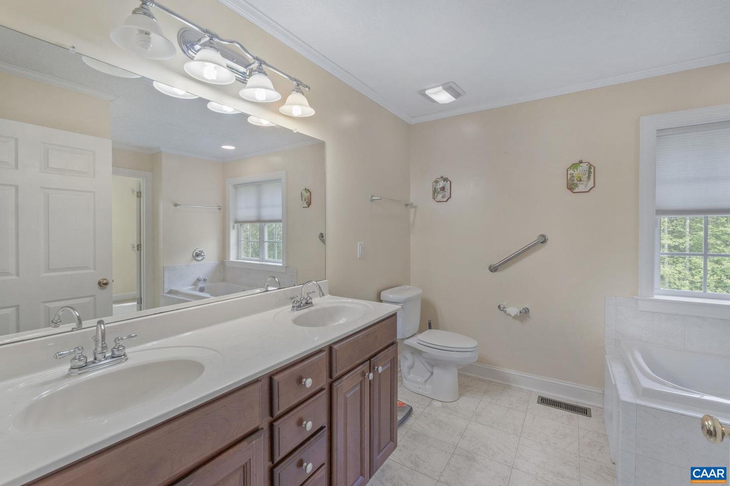 2508 THOMAS JEFFERSON PKWY, CHARLOTTESVILLE, Virginia 22902, 3 Bedrooms Bedrooms, ,2 BathroomsBathrooms,Residential,For sale,2508 THOMAS JEFFERSON PKWY,664396 MLS # 664396
