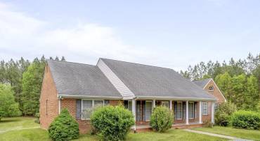 2508 THOMAS JEFFERSON PKWY, CHARLOTTESVILLE, Virginia 22902, 3 Bedrooms Bedrooms, ,2 BathroomsBathrooms,Residential,For sale,2508 THOMAS JEFFERSON PKWY,664396 MLS # 664396