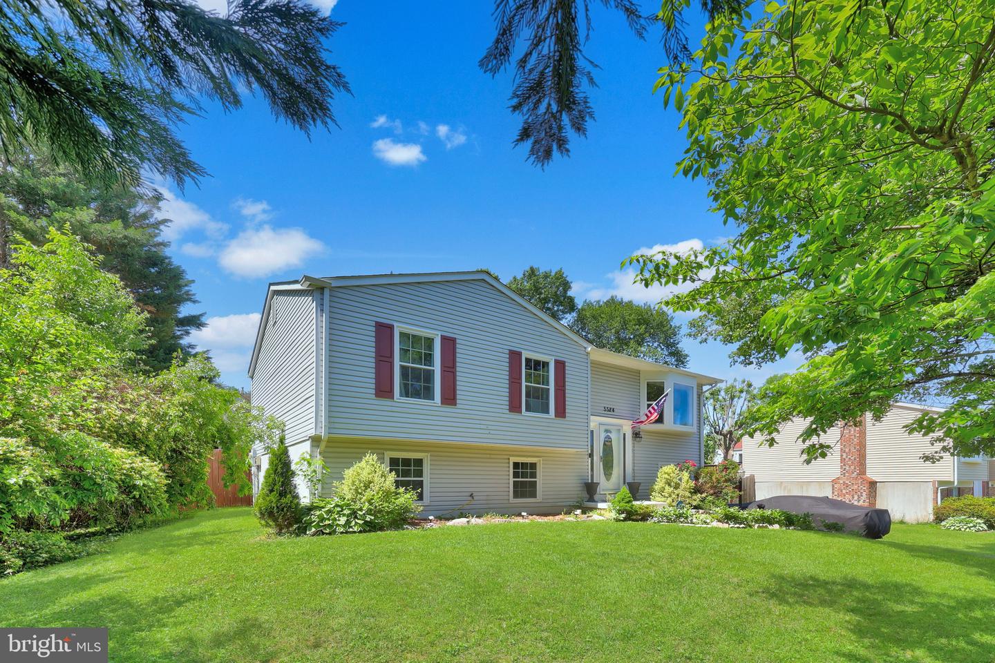 5584 REARDON LN, WOODBRIDGE, Virginia 22193, 4 Bedrooms Bedrooms, ,2 BathroomsBathrooms,Residential,For sale,5584 REARDON LN,VAPW2094458 MLS # VAPW2094458