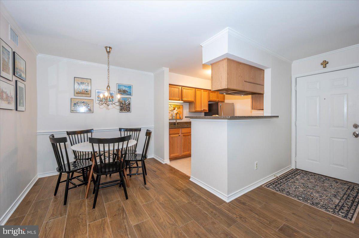 1536 LINCOLN WAY #201B, MCLEAN, Virginia 22102, 1 Bedroom Bedrooms, ,1 BathroomBathrooms,Residential,For sale,1536 LINCOLN WAY #201B,VAFX2240012 MLS # VAFX2240012