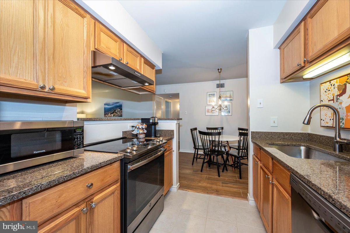 1536 LINCOLN WAY #201B, MCLEAN, Virginia 22102, 1 Bedroom Bedrooms, ,1 BathroomBathrooms,Residential,For sale,1536 LINCOLN WAY #201B,VAFX2240012 MLS # VAFX2240012