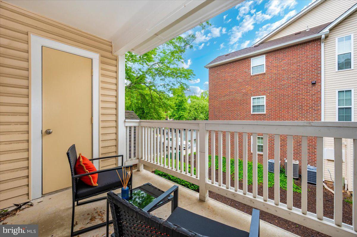 1536 LINCOLN WAY #201B, MCLEAN, Virginia 22102, 1 Bedroom Bedrooms, ,1 BathroomBathrooms,Residential,For sale,1536 LINCOLN WAY #201B,VAFX2240012 MLS # VAFX2240012